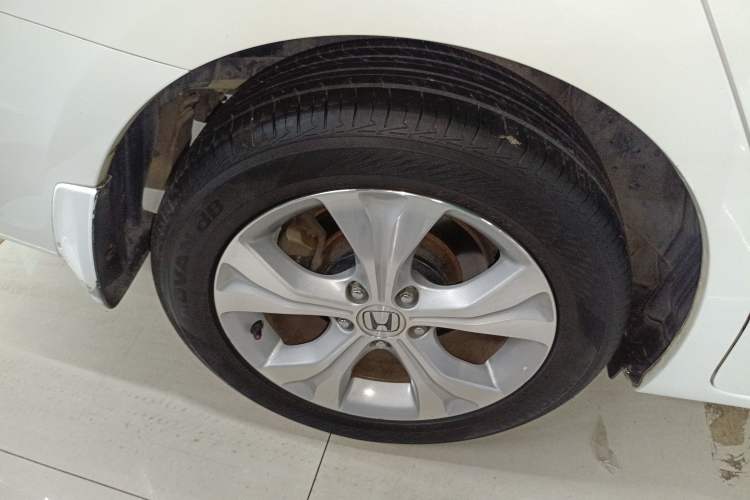 Used Honda Odyssey 2014 2.4L Luxury Edition Right Rear Wheel Hub