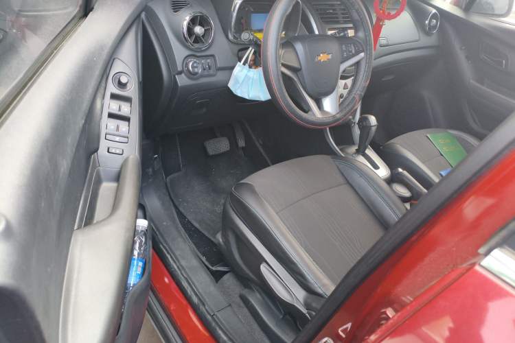 Used Chevrolet Trax 2014 1.4T Automatic Two-Wheel Drive Luxury Model Driver Seat
