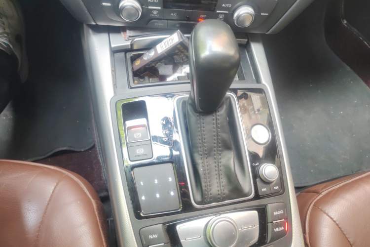 Used Audi A6L 2018 30th Anniversary Edition 45 TFSI quattro Sport model
