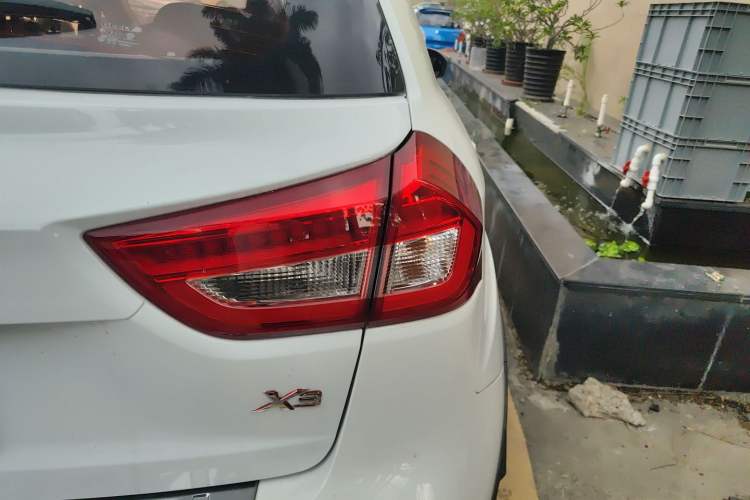 Used Geely Auto Vision X3 2017 1.5L Automatic Elite Model