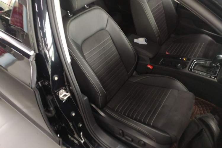 Used Volkswagen Magotan 2020 330TSI DSG Luxury Edition
