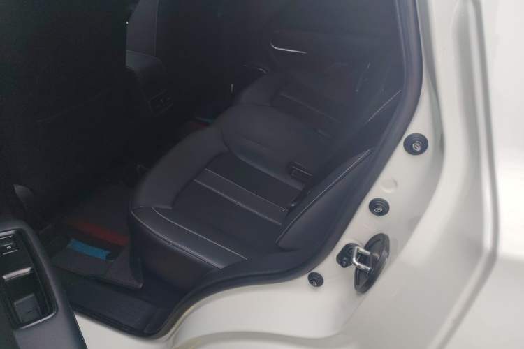 Used GAC Trumpchi GS3 2021 POWER 270T Automatic Luxury Edition Left Rear Seat