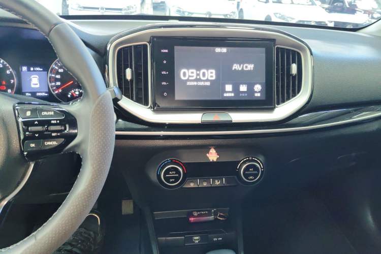 Used Kia kx1 Stonic 2021 1.4L CVT Sunroof Model Audio And AC Panel