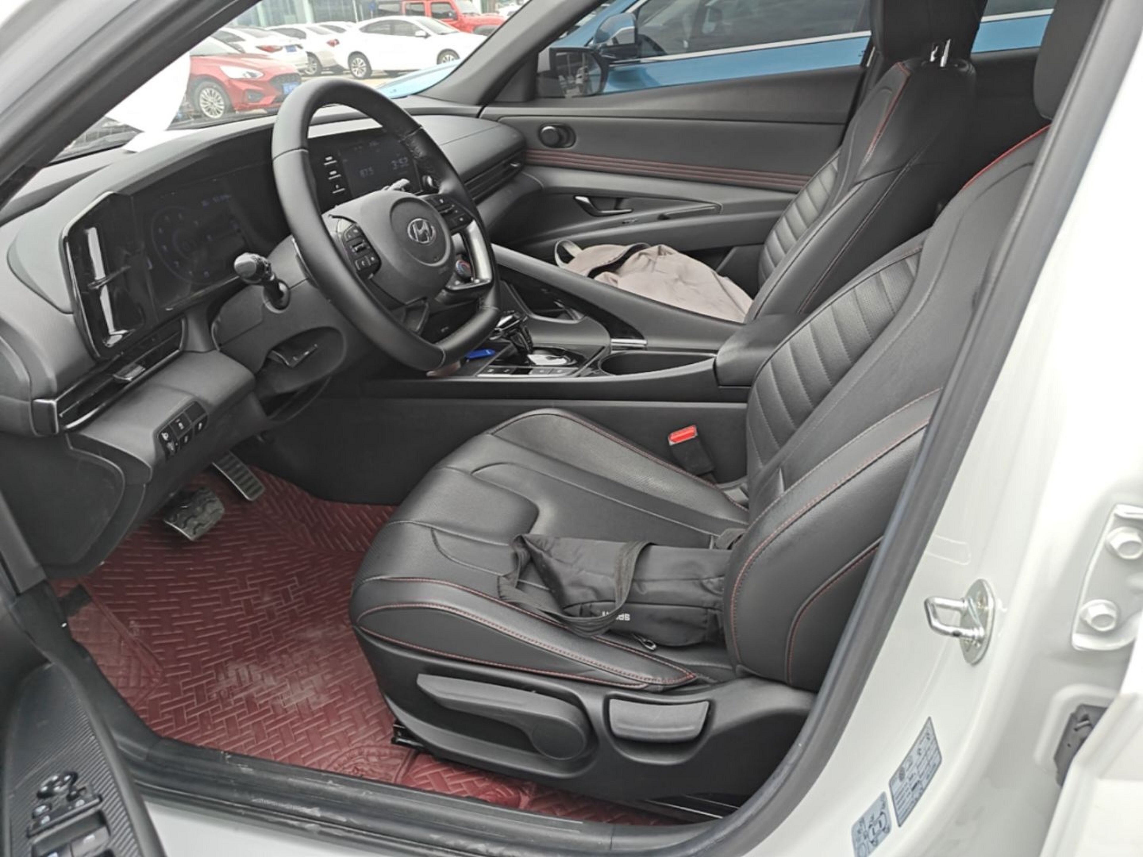 Interior delantero