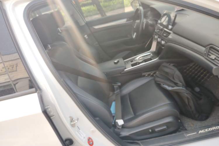 Used Honda Accord 2018 Rui·Hybrid 2.0L Rui Zhi Edition China VI Right Front Seat