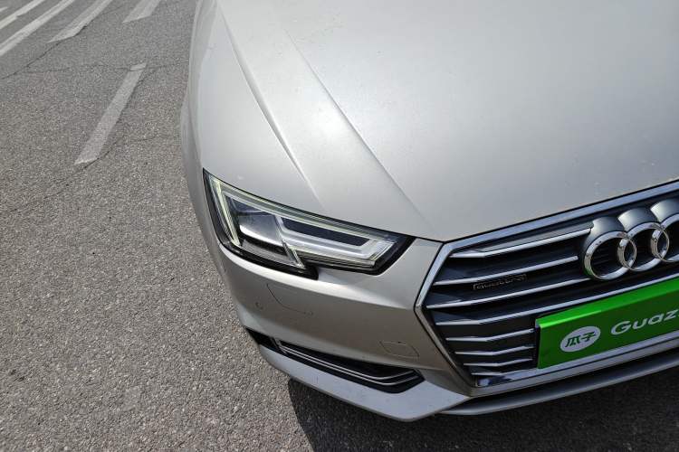 Used Audi A4L 2017 45 TFSI quattro Sport Edition
