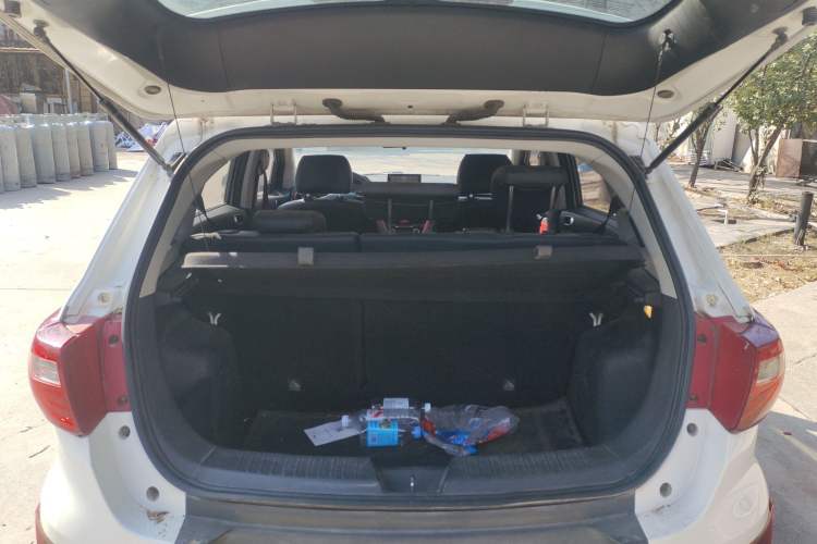 Used BAIC Senova X25 2015 1.5L Manual Elite Edition