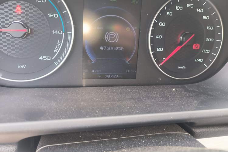 Used BYD Tang New Energy 2019 DM 2.0T All-Wheel Drive Smart Connect & Enjoy Model 7 Seats China VI Standard Odometer Close Up