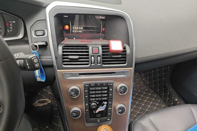 Used Volvo XC60 2017 T5 Smart Upgrade Edition