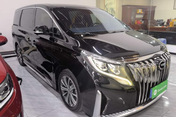 Used GAC Trumpchi M8 2020 Master Edition 390T Supreme Version Front Right 45 Deg