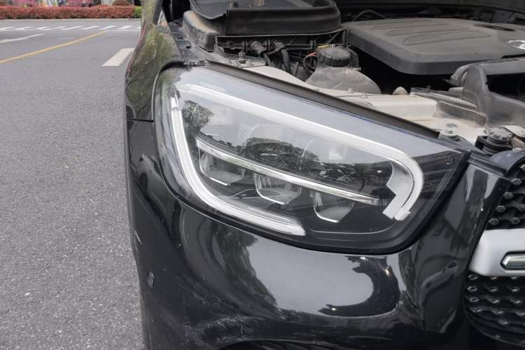 Used Mercedes-Benz GLC 2020 Facelift GLC 300 L 4MATIC Dynamic Edition
