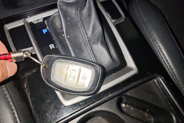 Used Hyundai Mistra 2016 1.8L Automatic Smart GLS Vehicle Key