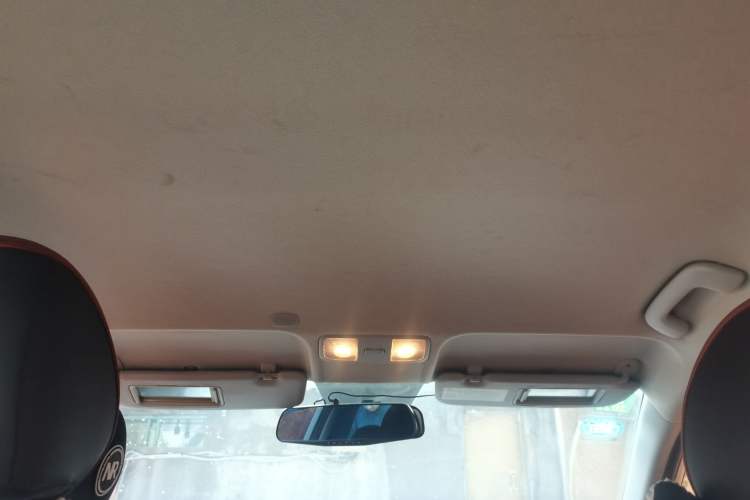 Used Kia KX Cross 2017 1.4L AT GLS Headliner