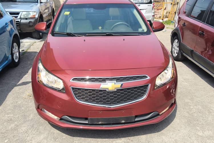 Used Chevrolet Cruze 2015 1.5L Classic SE MT Front