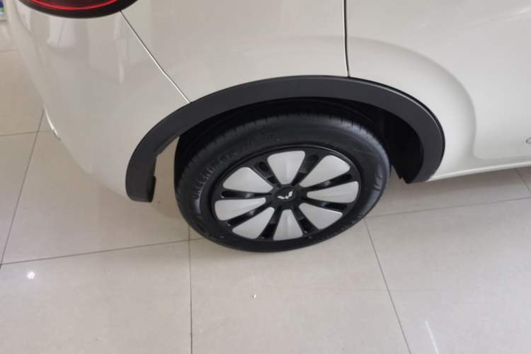 Used Wuling Bingo 2023 410 km Lingxi Deluxe Edition