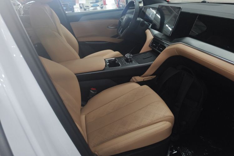 Used BYD Song L DM-i 2024 75km Leading Edition Right Front Seat