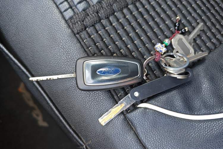 Used Ford Kuga 2015 1.5L GTDi Two-Wheel Drive Fashion Edition Vehicle Key