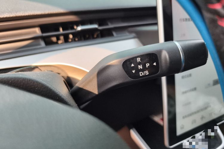 Used NETA V 2021 Standard Range Entertainment Version – Upgraded Model
