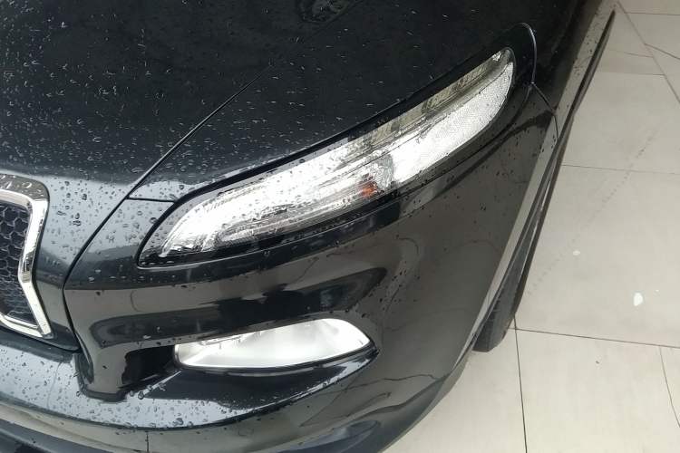 Used Jeep Cherokee 2016 2.4L Leading Edition Left Front Headlight