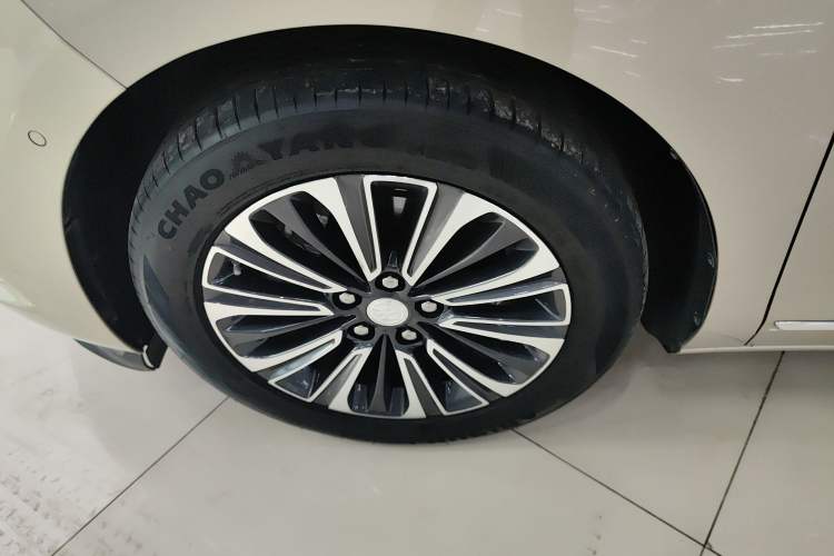 Used Buick GL8 2022 ES Landtrek 653T Flagship Model