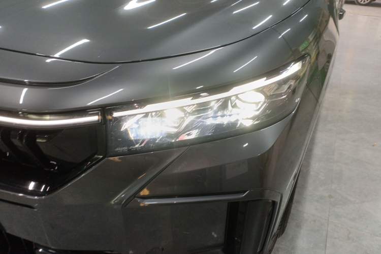 Used VOYAH FREE 2025 318 318 km Rear-Drive Touring Edition
