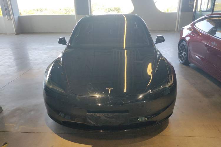 Used Tesla Model 3 2023 Long-Range All-Wheel-Drive Version