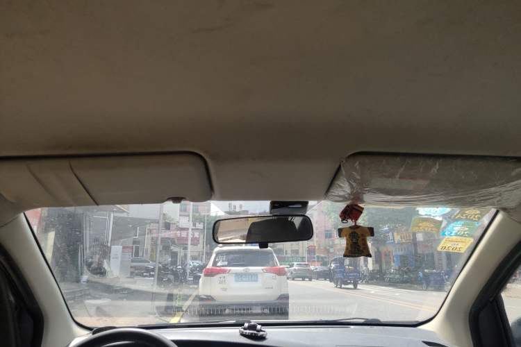 Used Nissan Livina 2013 1.6XE Manual Comfort Edition