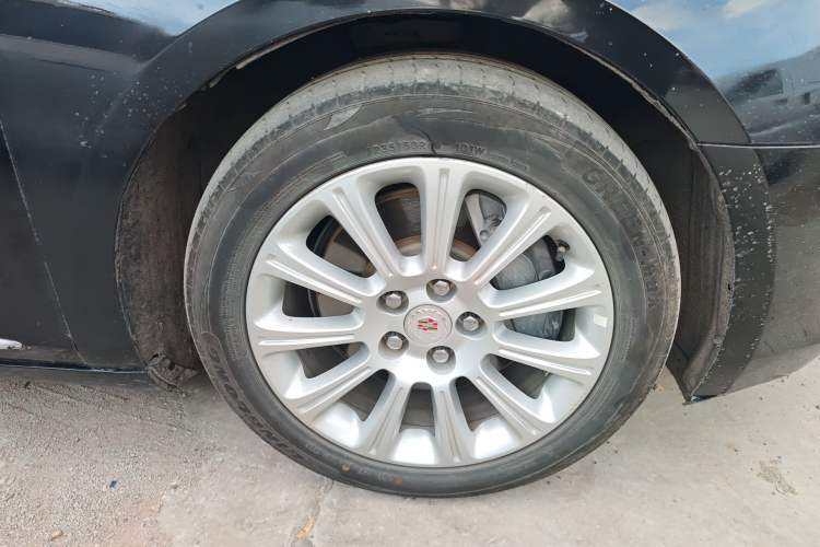 Used Cadillac XTS 2013 28T Luxury Model