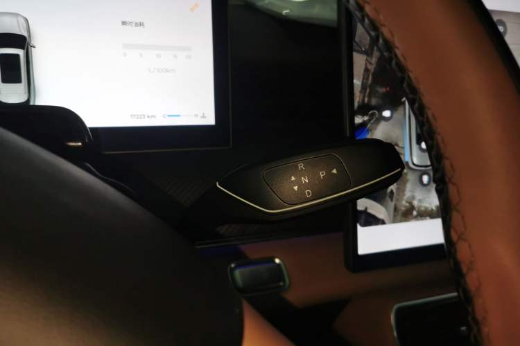 Used Chery Tiggo 8 L 2024 2.0T Two-Wheel Drive Prestige Version 5 Seats