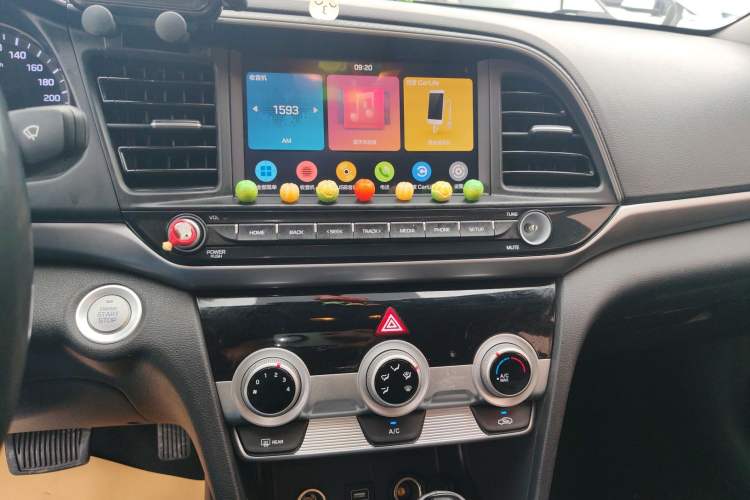 Used Hyundai Elantra (6th Generation / Lingdong) 2019 1.5L CVT ZhiXuan – Elite Version Audio And AC Panel