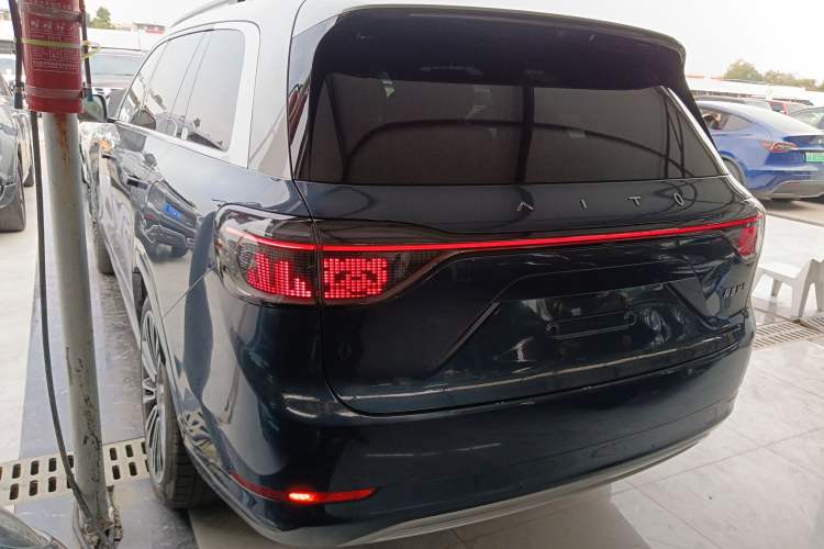 Used Hima AITO M9 2024 Range-Extended Ultra Version 42 kWh 6-Seater Model
