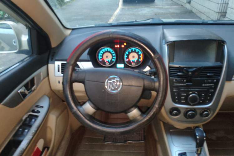 Used Buick Excelle 2013 1.5L Automatic Classic Model Steering Wheel