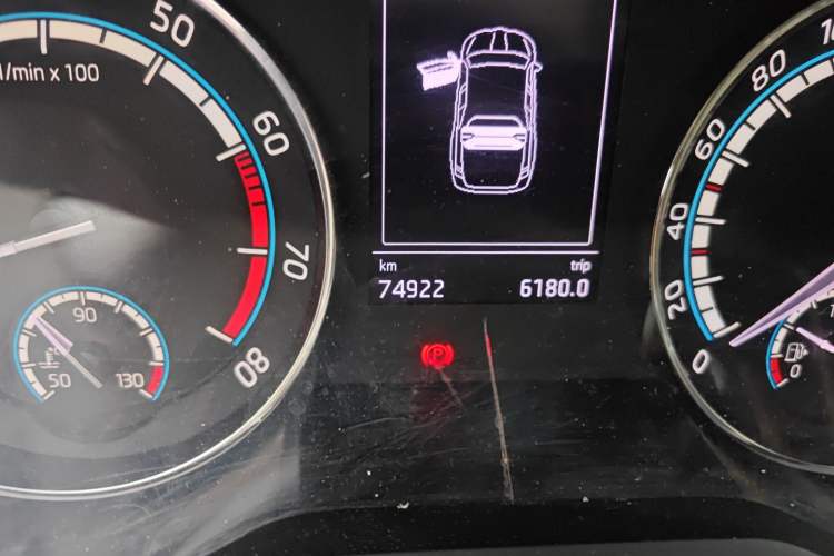 Used Skoda Superb 2019 TSI280 DSG Comfort Edition Odometer Close Up