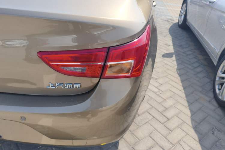 Used Buick Verano 2017 Sedan 15S Automatic Leading Model Right Rear Taillight