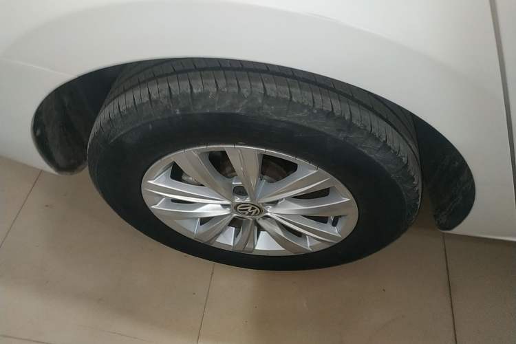 Used Volkswagen Bora 2016 1.6L Automatic Fashion Model