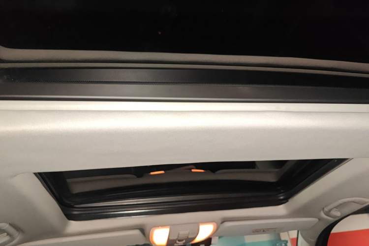 Used Mercedes-Benz GLK-Class 2014 GLK 260 4MATIC Dynamic Model