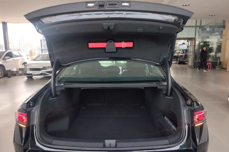 Used Volkswagen Magotan 2024 380TSI DSG Prestige Edition DaMai Package Trunk