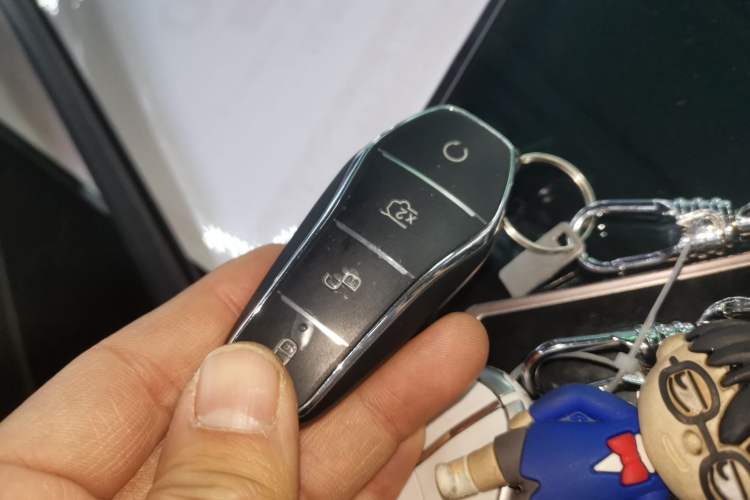 Used BYD Qin L 2025 DM-i Smart Drive 120KM Leading Model