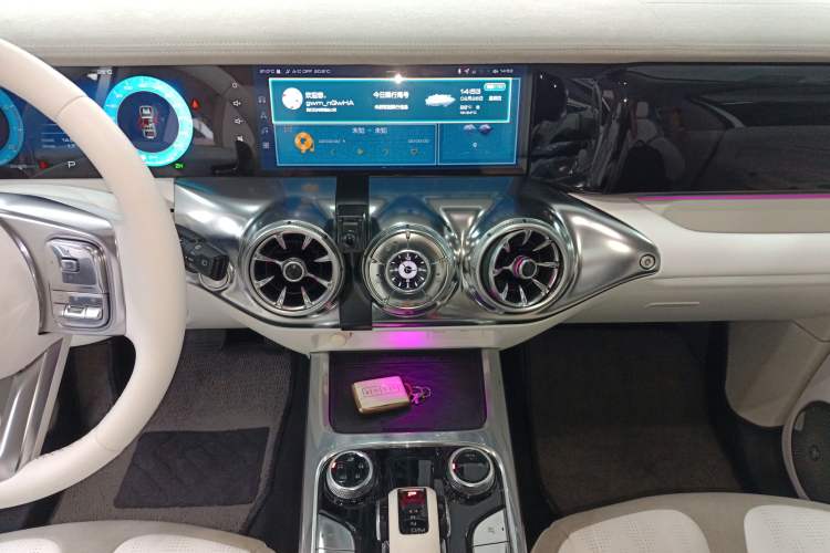 Used Cyberspace Tank 300 2021 2.0T Cyber Tank