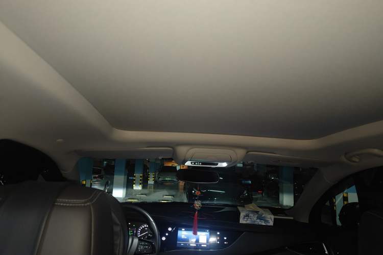 Used Buick Enclave 2022 652T Two-Wheel-Drive Prestige 7-Seater
