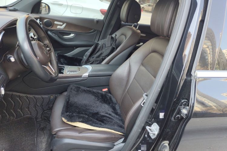 Used Mercedes-Benz GLC 2020 Facelift GLC 260 L 4MATIC Luxury Edition Left Front Seat