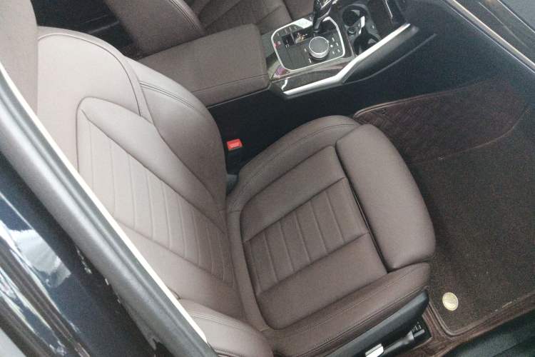 Used BMW 3 Series 2021 Restyled 325Li M Sport Package
