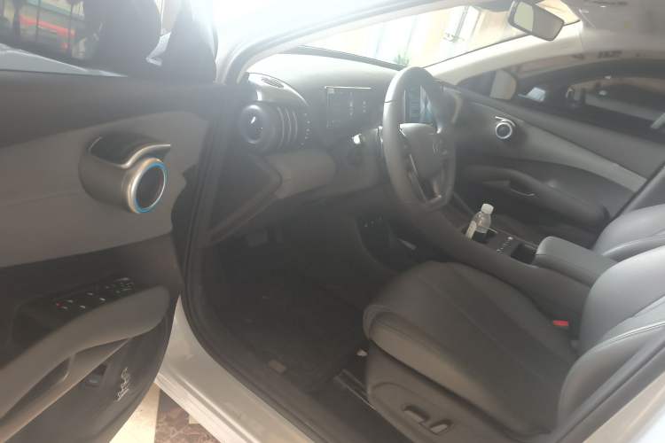 Used BYD Yuan PLUS 2025 Intelligent Driving Version 510 KM Beyond-Grade Edition
