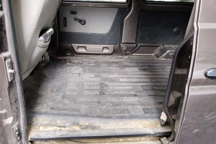 Used Jinbei Hiace X30 2021 1.5L Wealthy Edition Bus China VI Standard SWC15M