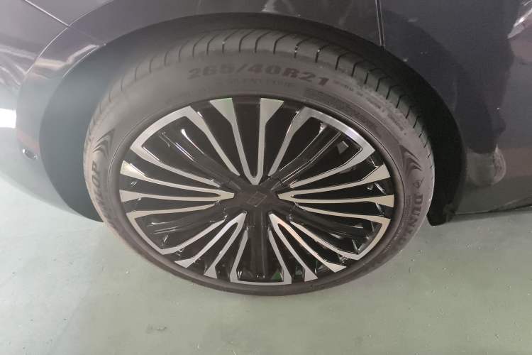 Used Avatr 12 2024 700 Three-Laser Rear-Wheel Drive Luxury Edition
