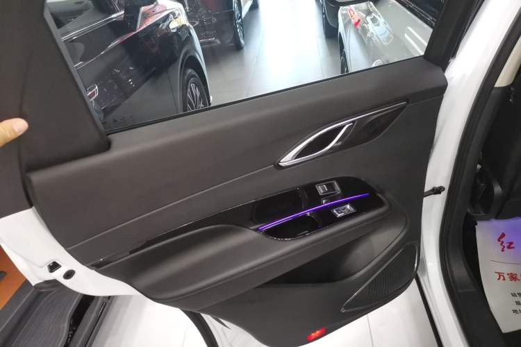 Used Hongqi HS3 2023 1.5T Two-Wheel Drive Shanwei Edition