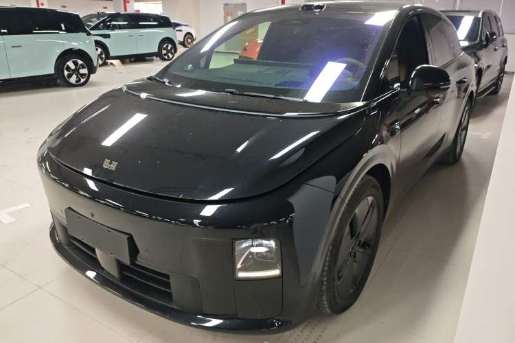 Used Li Auto i6 2025 Model Two-Wheel-Drive Standard Type