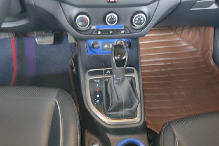 Used Hyundai ix25 2015 1.6L Automatic Two-Wheel Drive Smart GLS Trim