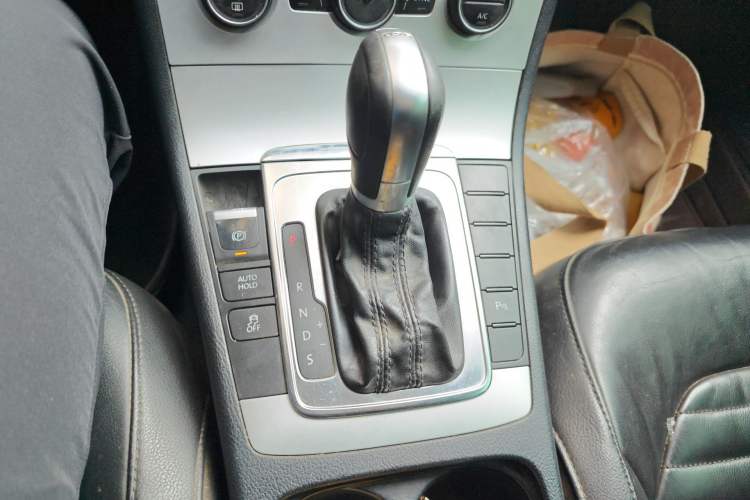 Used Volkswagen Magotan 2013 1.8TSI Luxury Model