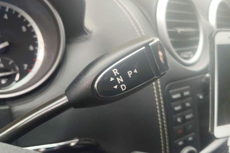 Used Mercedes-Benz M-Class 2010 ML 350 4MATIC Luxury Model